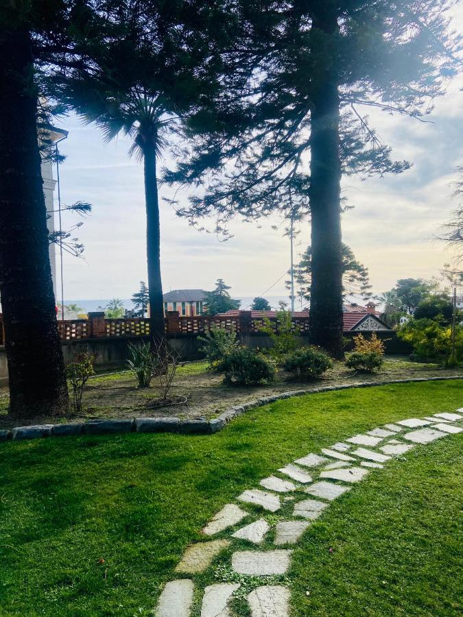 Appartamento Nel Parco San Remo Exterior foto