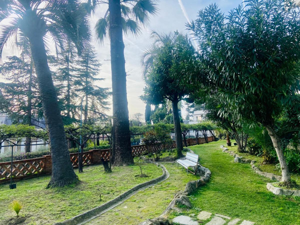 Appartamento Nel Parco San Remo Exterior foto